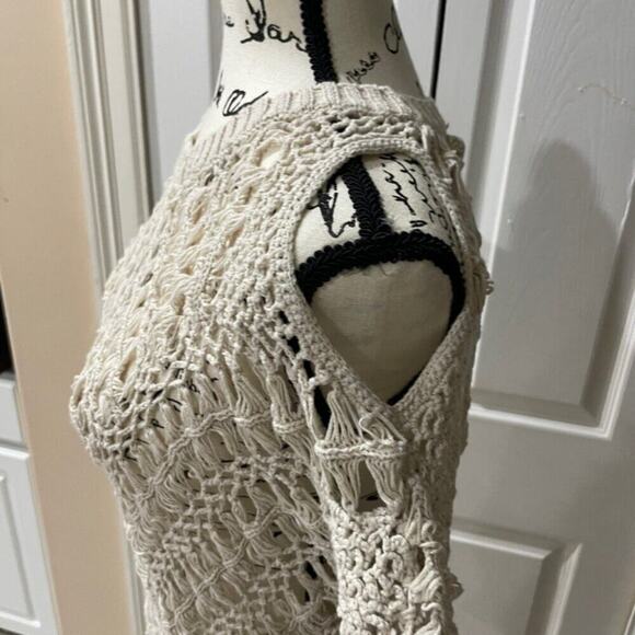 GOLD HAWK SWEATER KNITTED CROCHET OPEN SHOULDER SIZE XS AESTHETIC COTTAGECORE - Picture 6 of 13